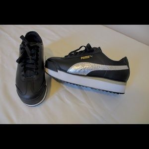 PUMA ROMA AMOR leather sneakers